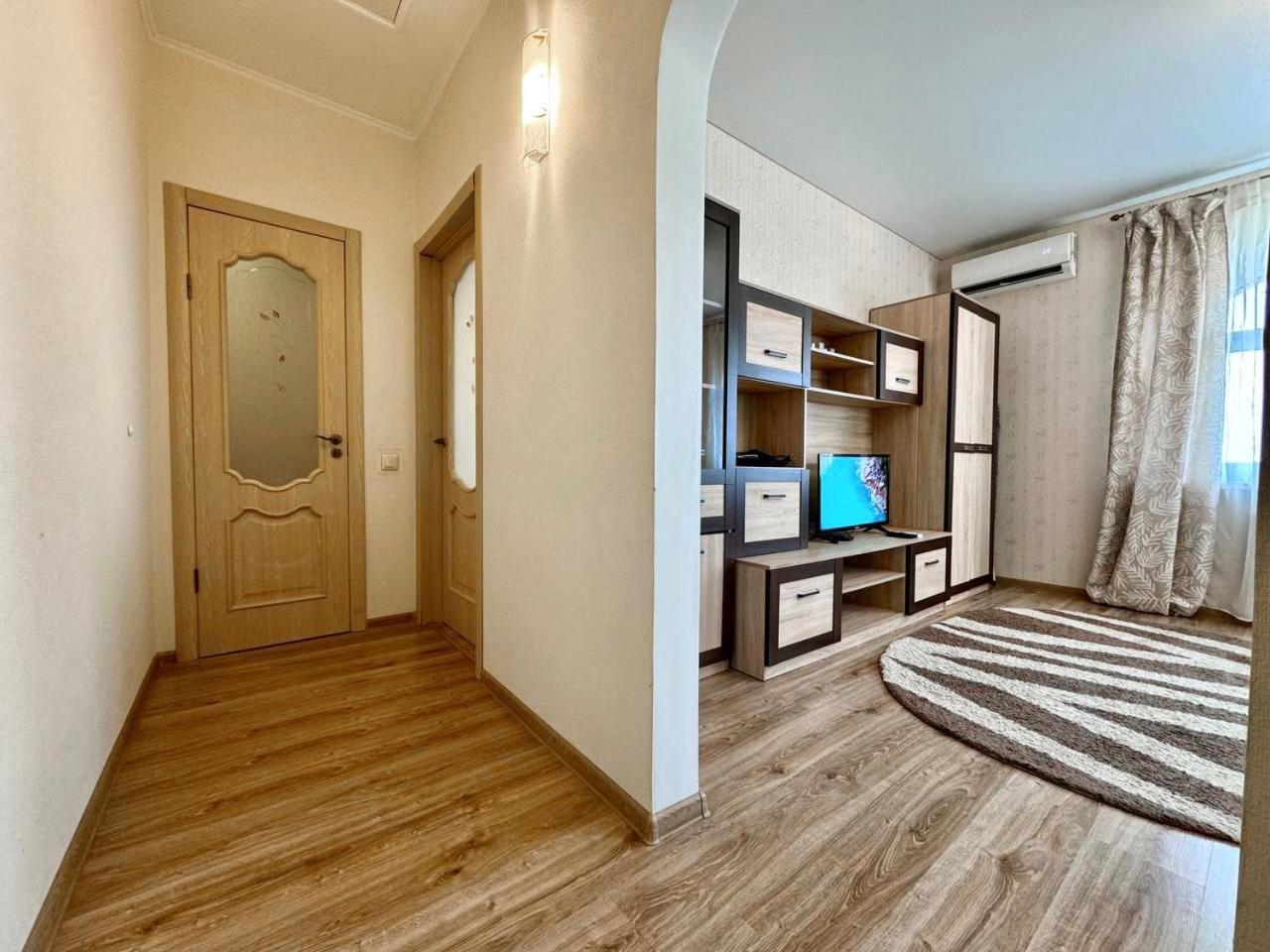 Apartpoltava Новий Будинок, В Самому Центрі 2-Окремі Кімнати, Панорамний Балкон Εξωτερικό φωτογραφία